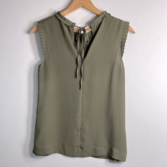 J. Crew Olive Ruffle Crew Neck Sleeveless Tie Back Blouse size 00 - Picture 6 of 6